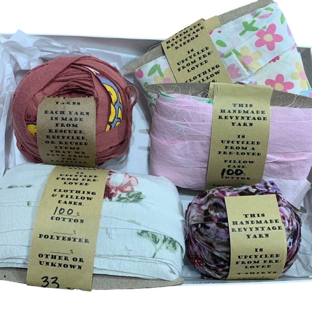 100 yds Handmade Upcycled Floral T-Shirt Fabric Ribbon Yarn Sampler Pack Pinks - Picture 2 of 4